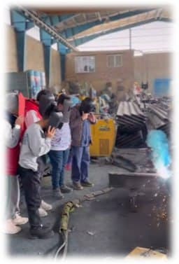 بازدید علمی دبستان تلاشگران از شهرک صنعتی